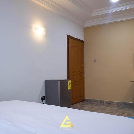 George Vee Hotel Ltd Kumasi Exterior photo